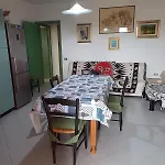 Nyaraló Domus Dejanas *