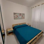 Domus Dejanas * فيلاّسيمِيوس